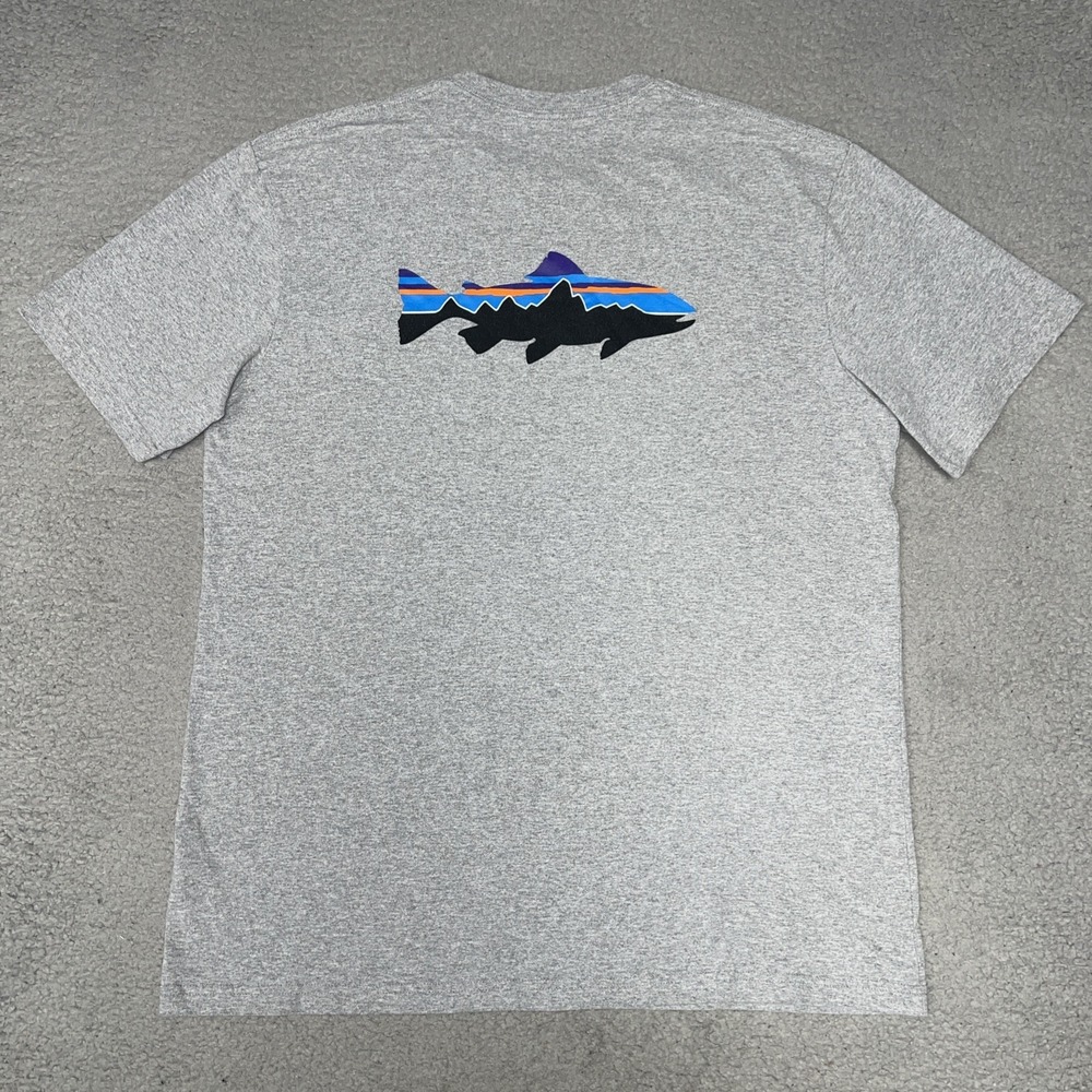 Patagonia Fitz Roy Trout T Shirt Men Sz L Gray Responsibili-Tee Fish Fly 2-Sided